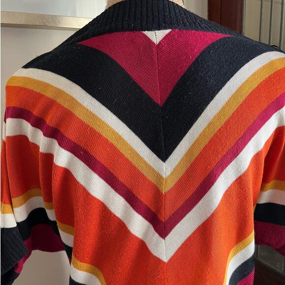 Y2K Vintage New York & Company Chevron Stripe Sweater Top Size S V-Neck Preppy - Picture 9 of 17